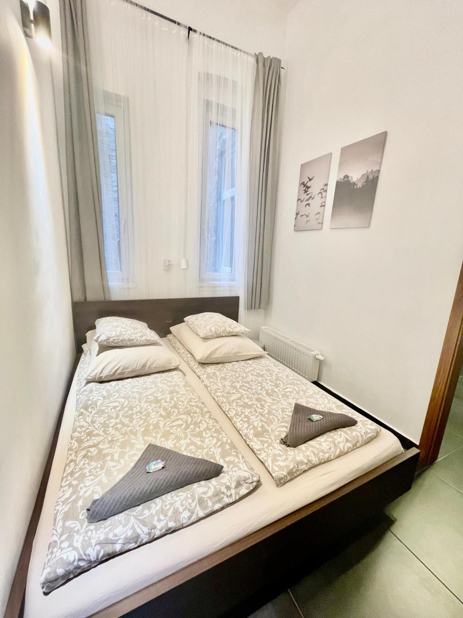 Alice Apartment - Andrassy Street Budapest Eksteriør bilde